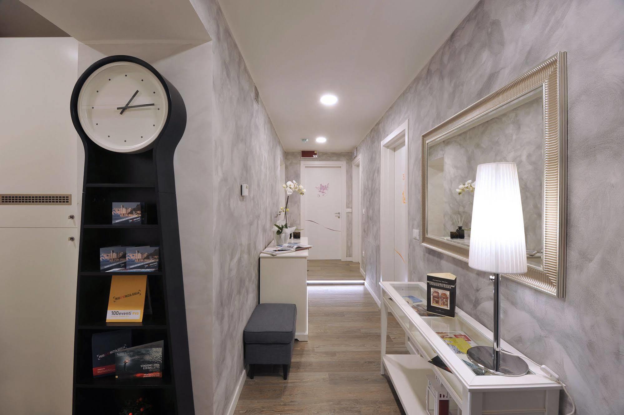 Residenza Corso Saba Hotell Trieste Eksteriør bilde